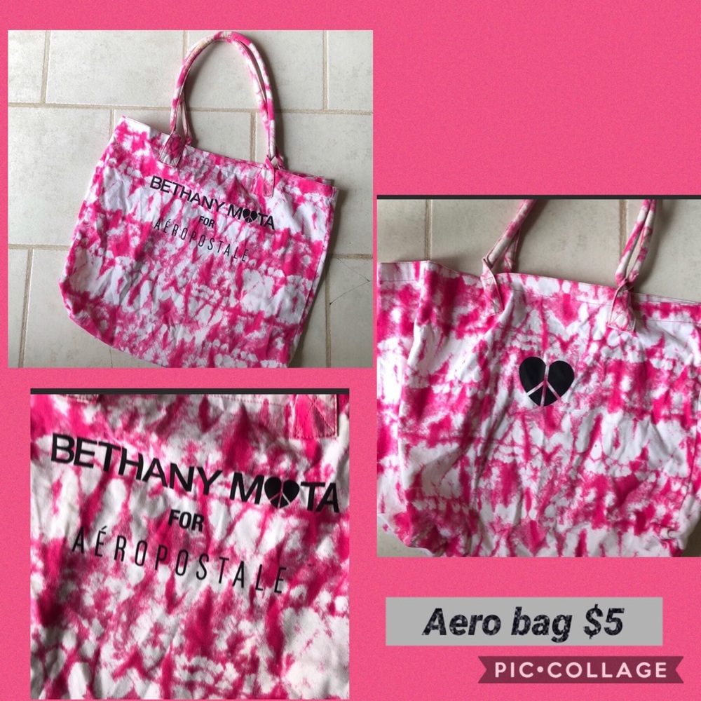 Tote bag